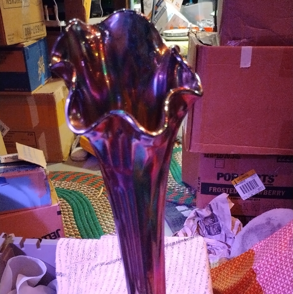 glass vase - Picture 2 of 5